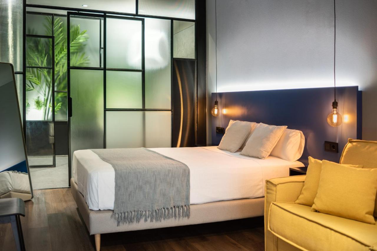 Muralla Sevilla Suites By Lola エクステリア 写真